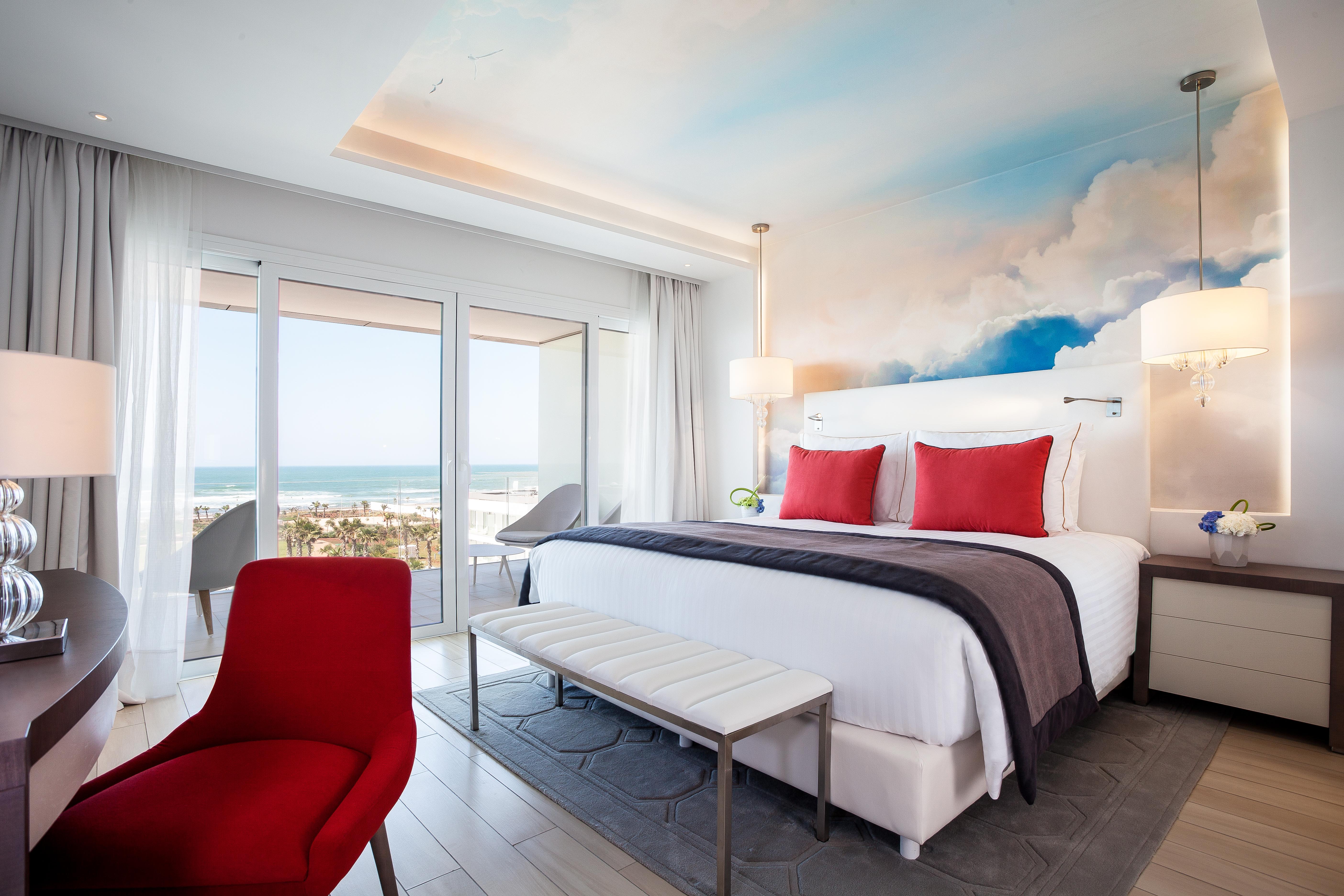 The View Bouznika Hotel Exterior foto A bedroom at the Hilton Tel Aviv